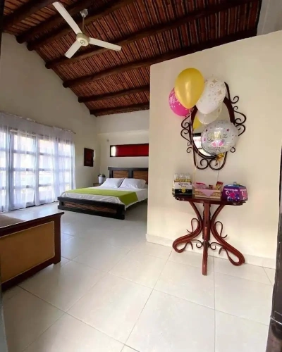 Comfort room