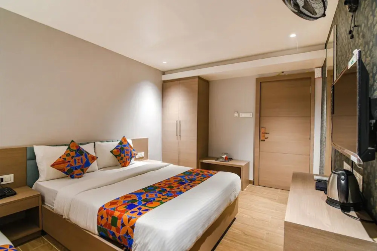 FabHotel Sivalika Inn Near Howrah Station