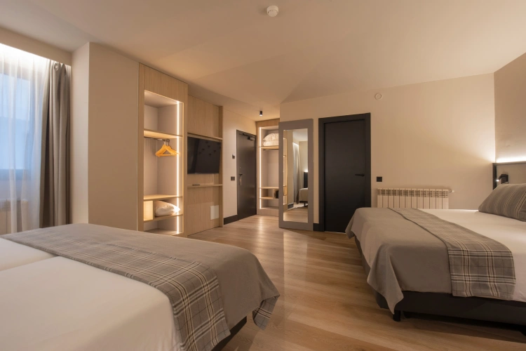 Standard Quadruple room
