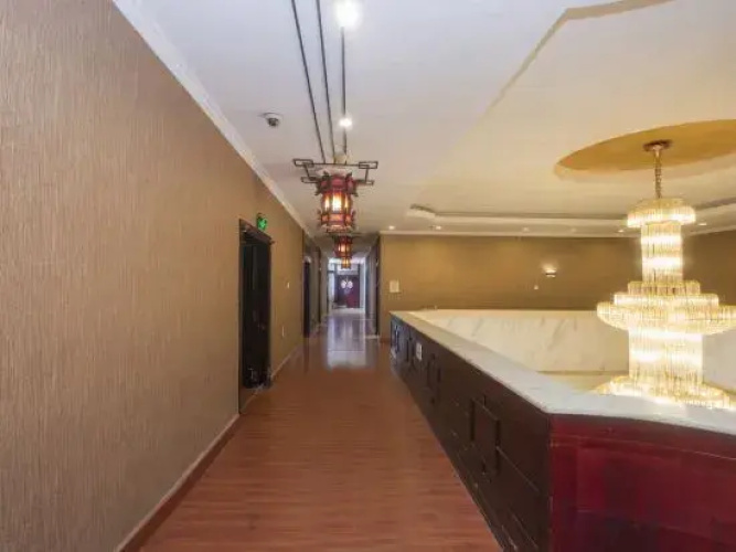 Yijing Business Hotel(抚州逸景商务宾馆)