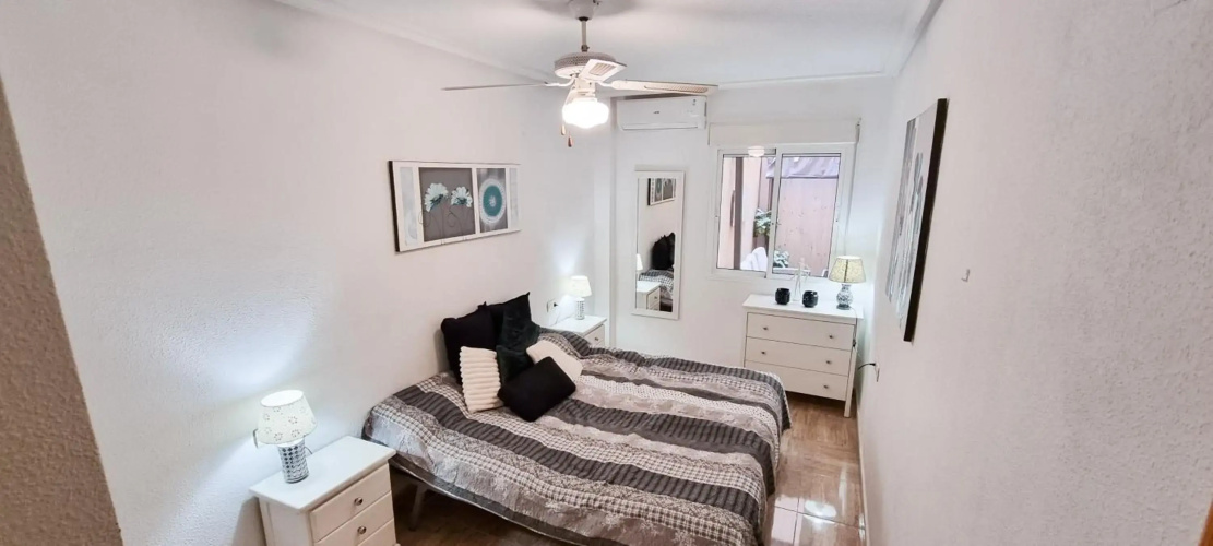 Cozy apartment 200m from the beach
