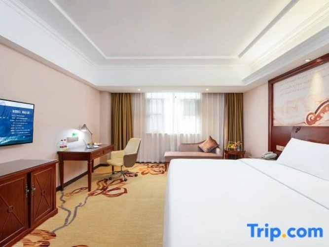 Deluxe Double Suite