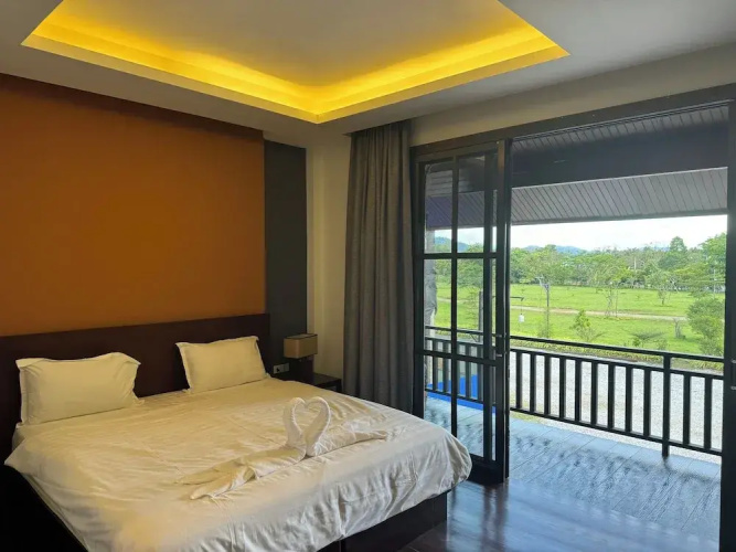 Phalai view hotel