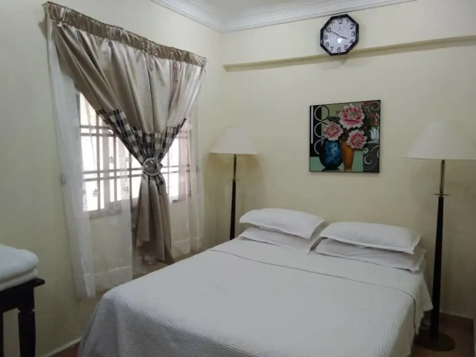 4 Bedrooms Comfort room with balcony and with view