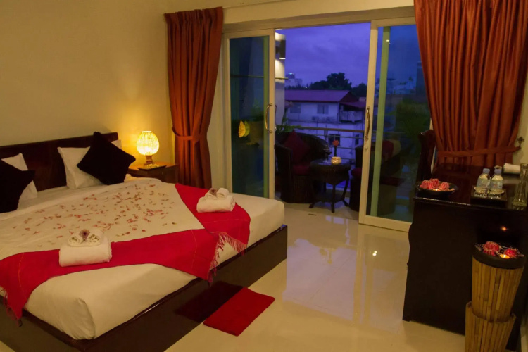 Richly Boutique Hotel & Hostel