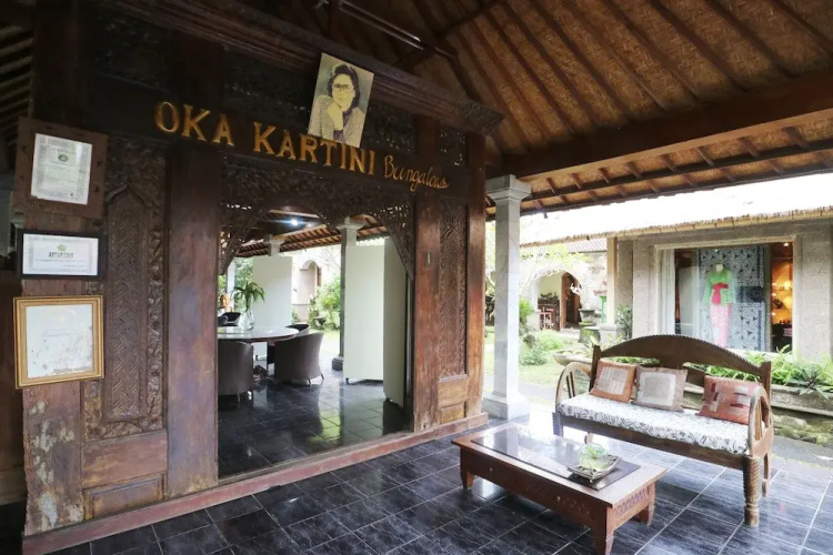 Oka Kartini Bungalows