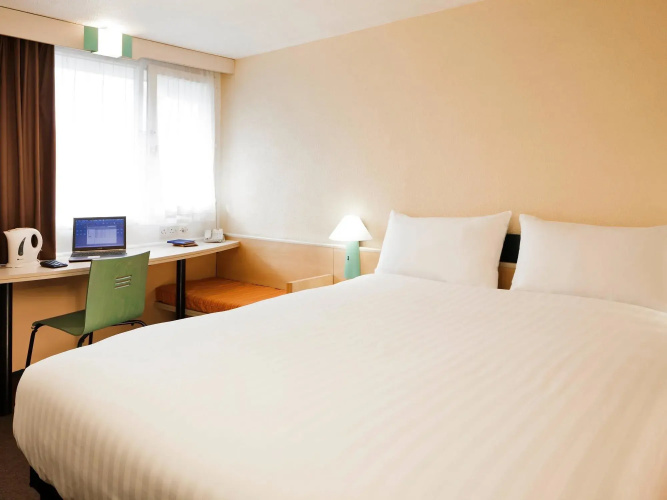 ibis Plymouth