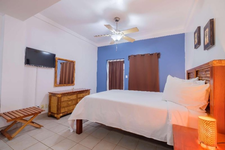 2 Bedrooms Double Suite