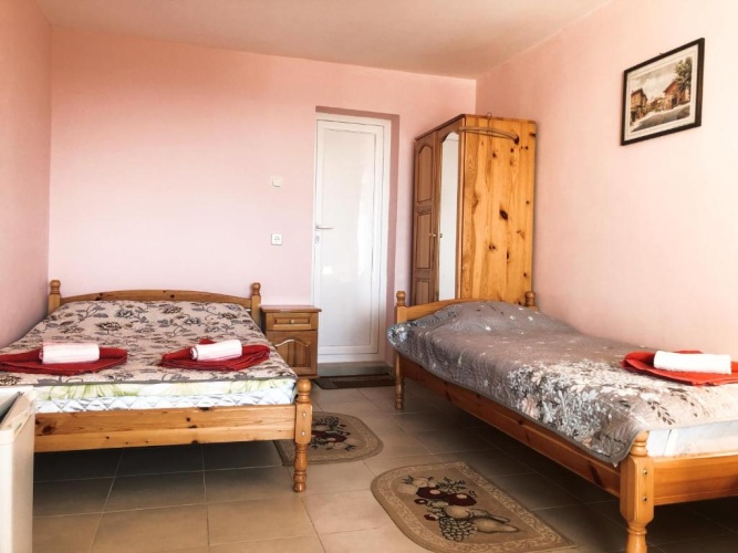 Standard Quadruple room with sea view