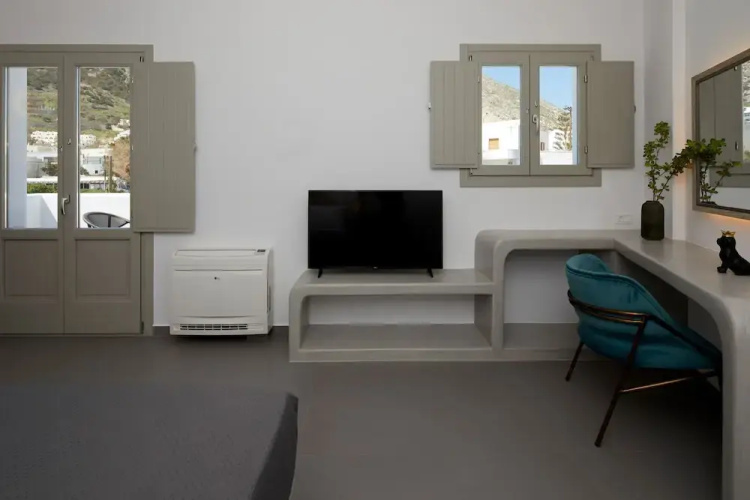 Mountain and Sea Suites
