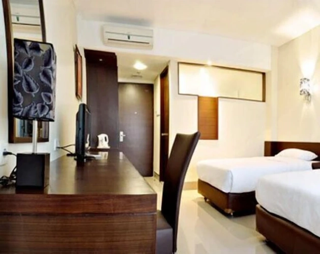 Grand room