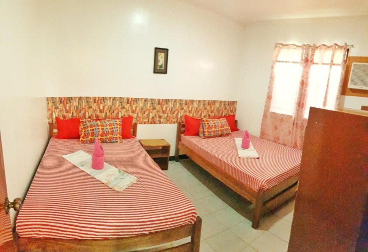 2 Bedrooms Bungalow