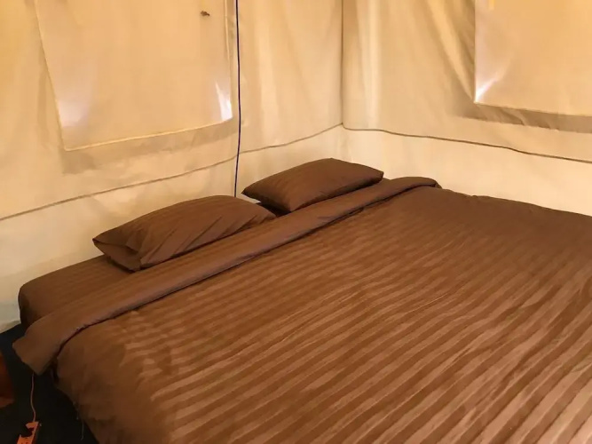 Kondee Cino Cafe and Glamping