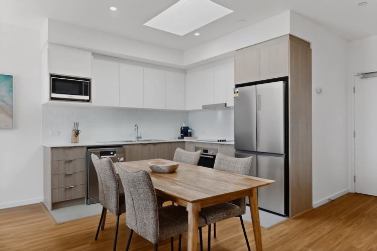 Brand New 2 Bed Apartment With City Views