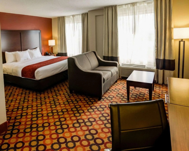 Charlotte Suites