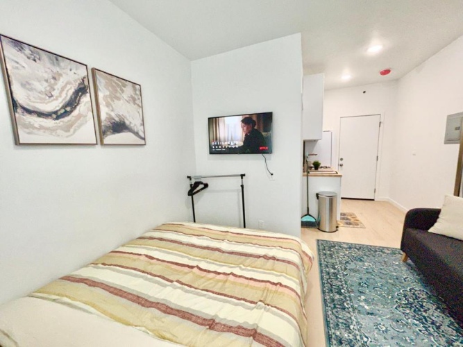 1 Bedroom Apartment