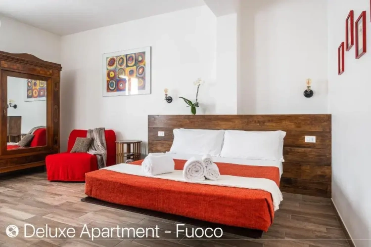 Deluxe Apartment