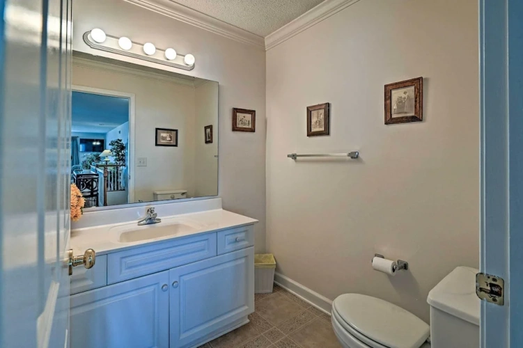 4 Bedrooms Cottage