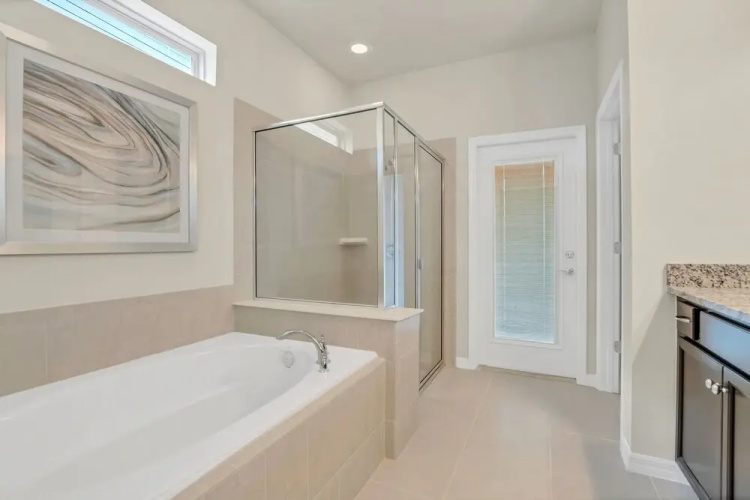 Zurich Villa Windsor At Westside