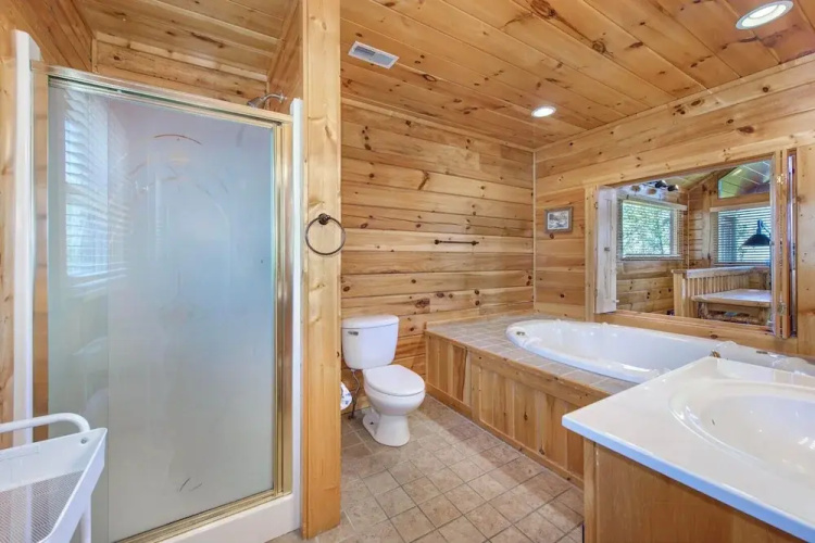A Smoky Mountain Hide-a-way