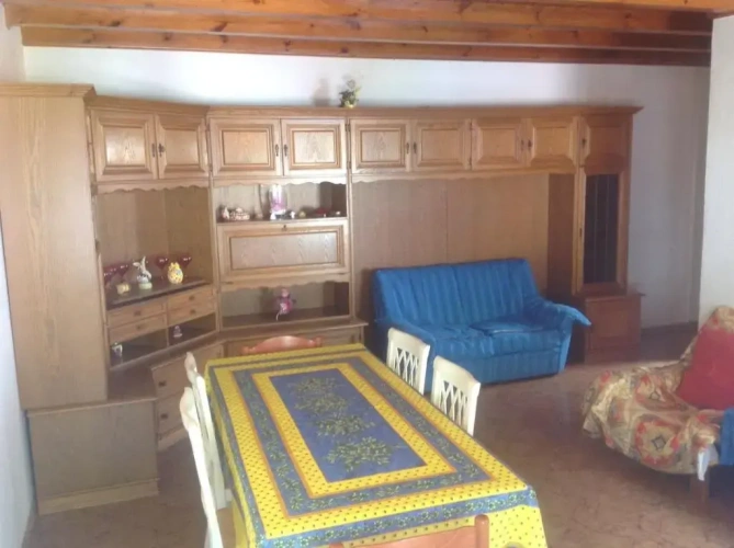 3 Bedrooms Apartment