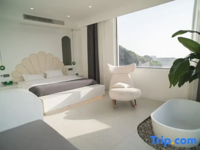 Standard Double room with balcony and with sea view