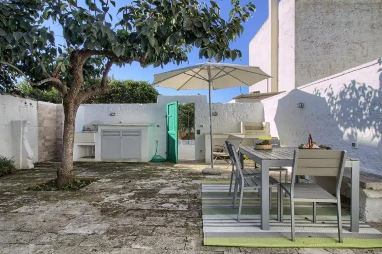 2 Bedrooms Cottage