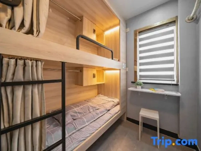 Bed in Dorm (male dorm)