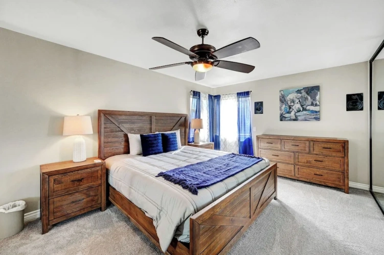 4 Bedrooms Deluxe Apartment with city view