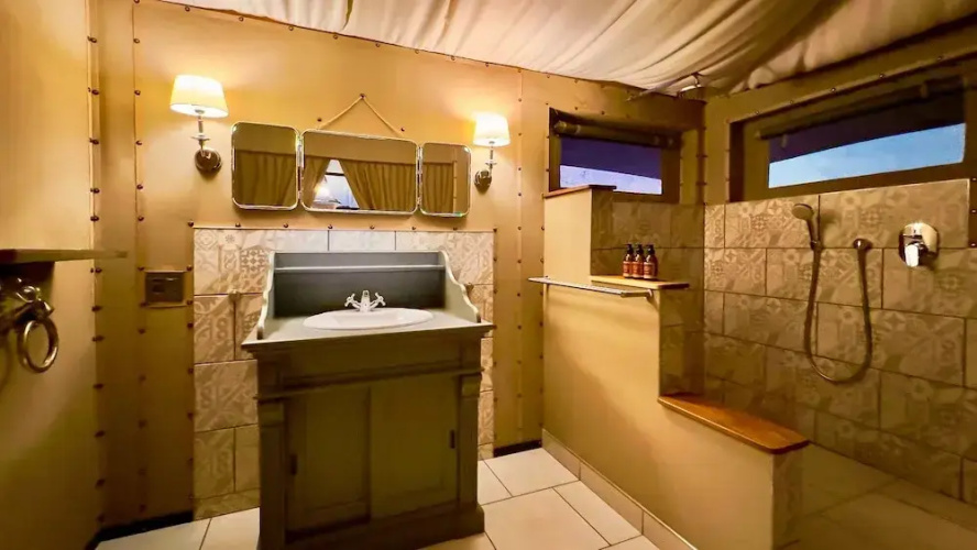 Twyfelfontein Adventure Camp