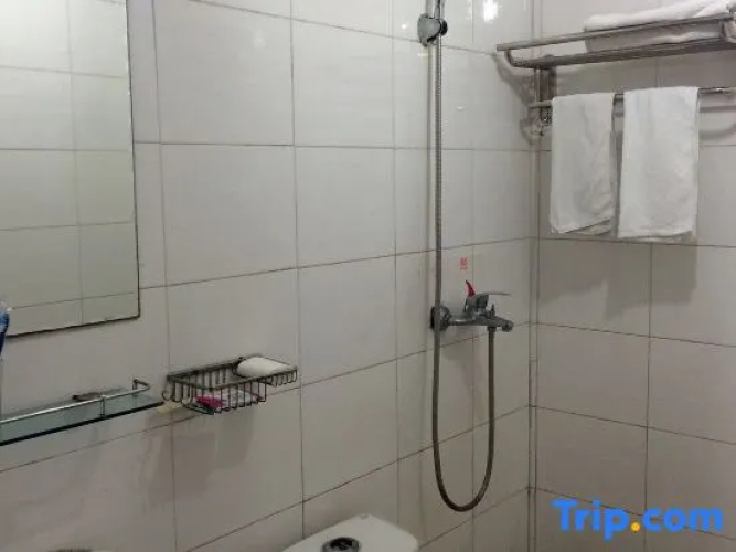 Yihe Hostel