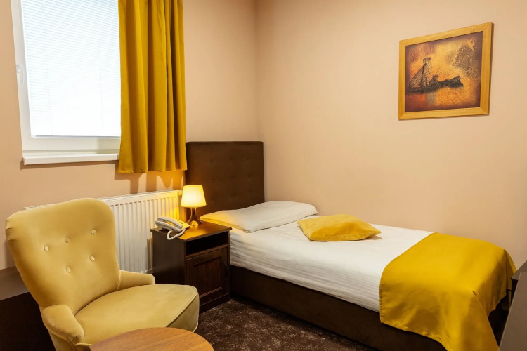 Max Inn Hotel