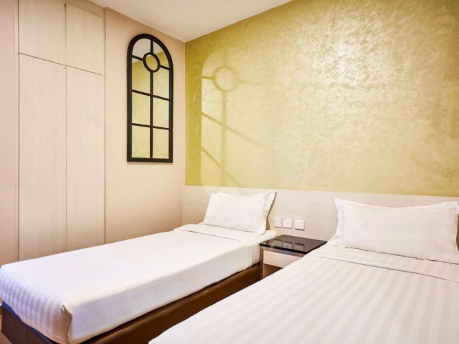 Standard Twin room