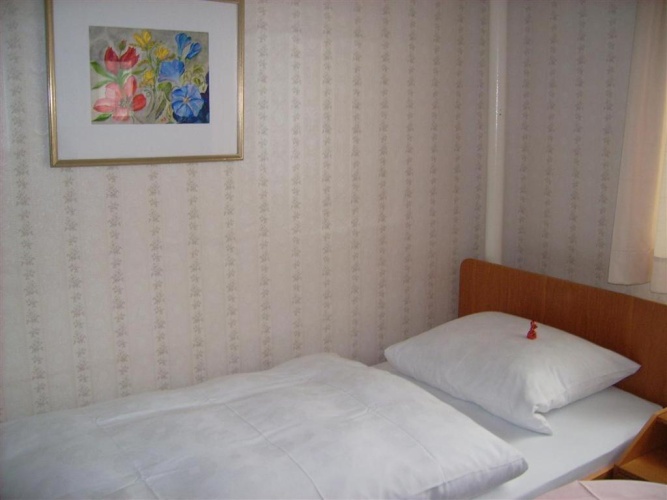 Standard Single room