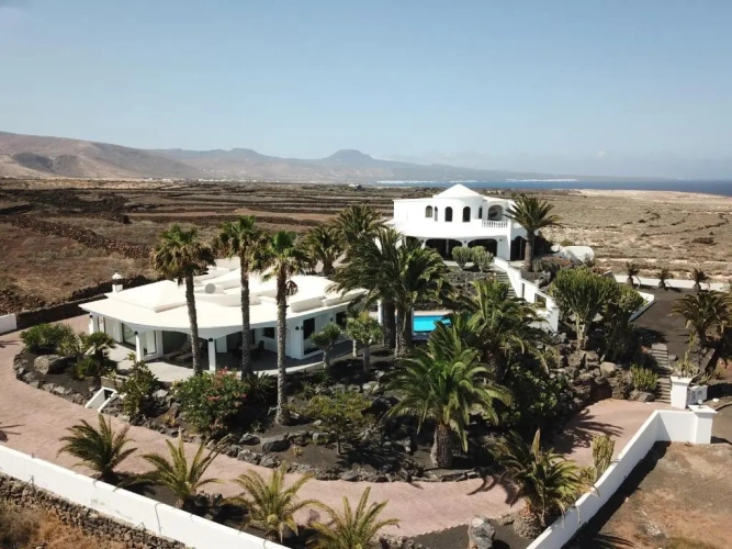 Deluxe Double Villa