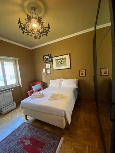 4 Bedrooms Apartment