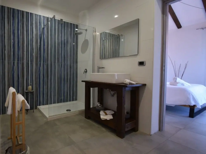 Luxury Suite