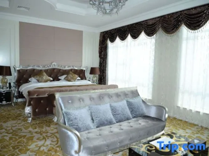 Presidential Suite