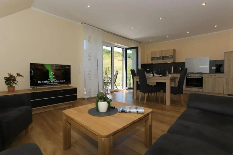 2 Bedrooms Apartment