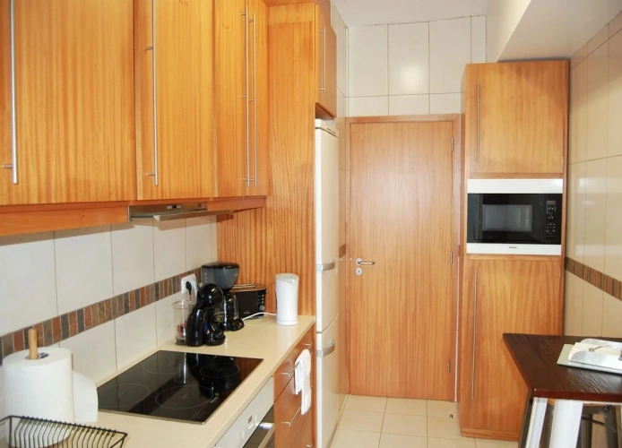 3 Bedrooms Apartment