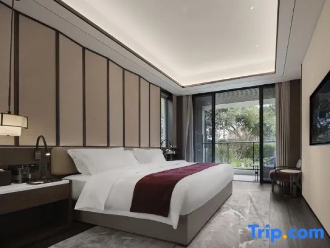 2 Bedrooms Standard room with courtyard view