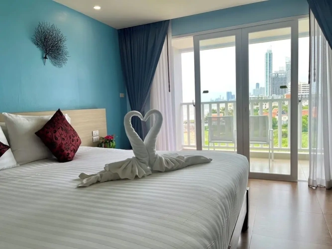 Deluxe Double room with balcony and with sea view