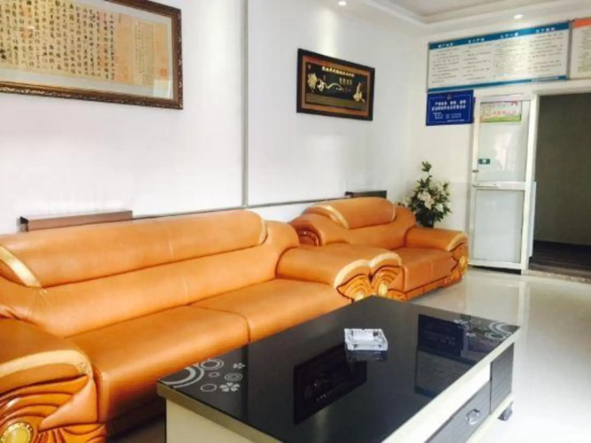 Xunyi cinema business hotel