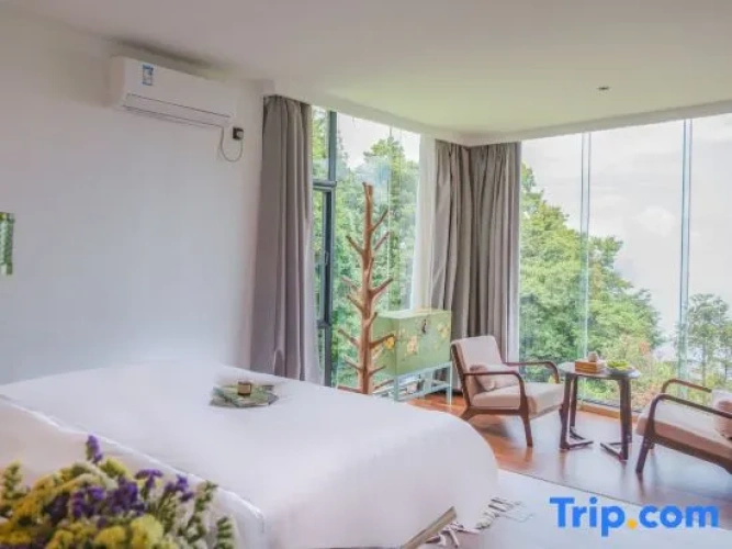 Standard Double room with sunrise view