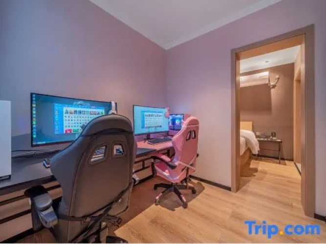 Standard Double Suite