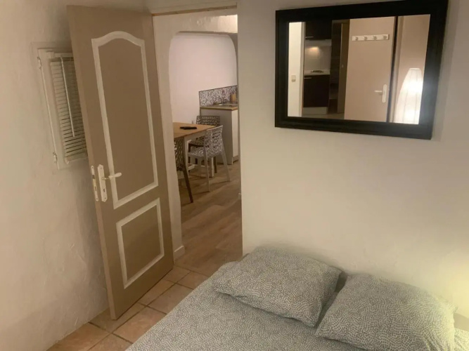 Pour 4 face à la piscine