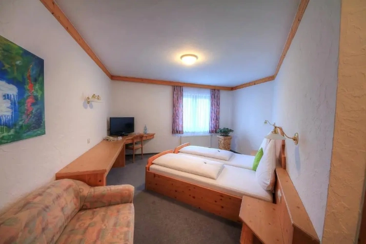 Standard Double room with view