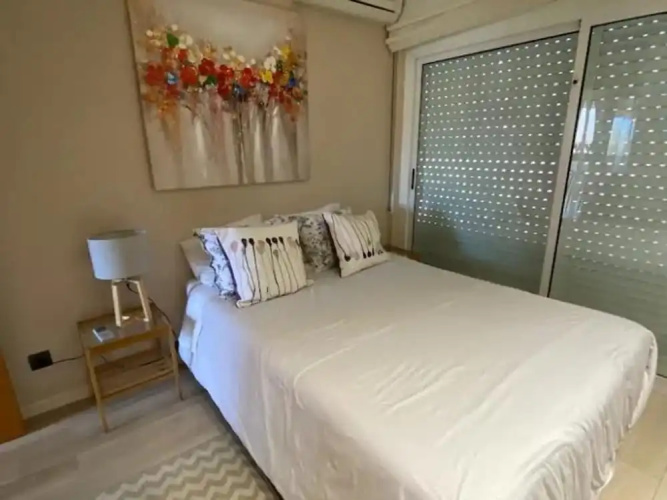 Beachfront Sunny Apartment Sea Mountain View
