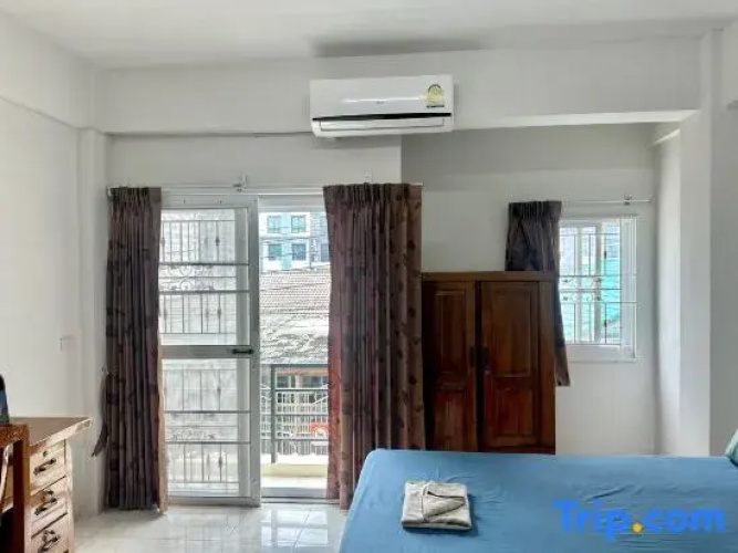 Eco hostel Bangsaen