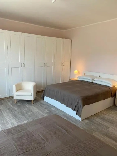 3 Bedrooms Apartment